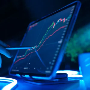 ETF Market Trends 2025: U.S. Equities vs. International ETFs